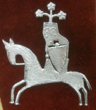 Knight Ring Brooch