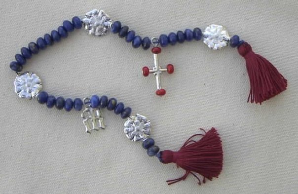 Rosary made with pewter rose beads and pendant cross