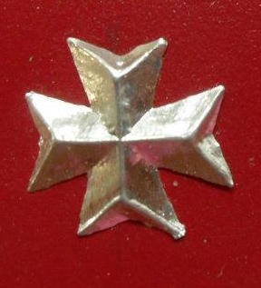 Maltese Cross Stud