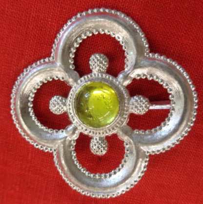 Large Quatrefoil Brooch with Stone - Image 4