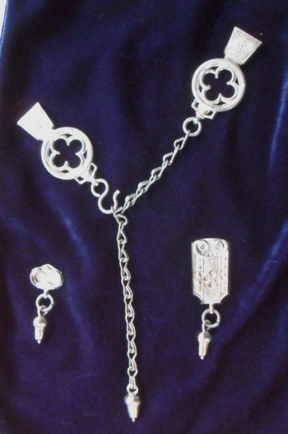 Acorn Pendant - Image 2