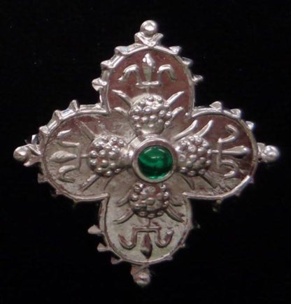 Quatrefoil Brooch with Crockets - Image 7