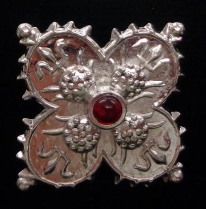 Quatrefoil Brooch with Crockets - Image 4