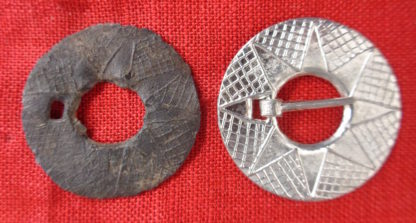 Round Ring Brooch - Image 2