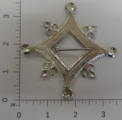 Wrocław ring brooch, inch scale