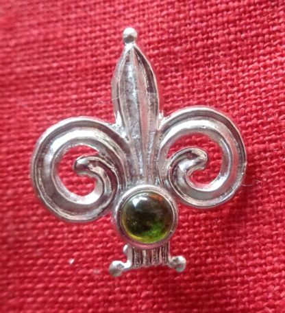 Fleur de Lis Brooch with Stone - Image 5