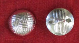 Front and back of hollow button