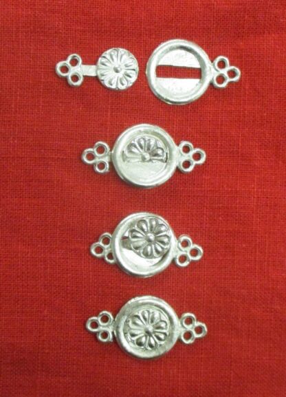 display of the two parts of the interlocking fastener being hooked togetehr