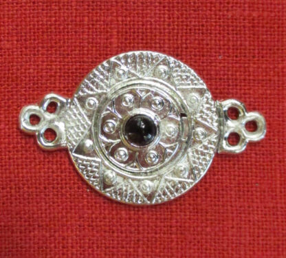 Interlocking clasp with stone - garnet
