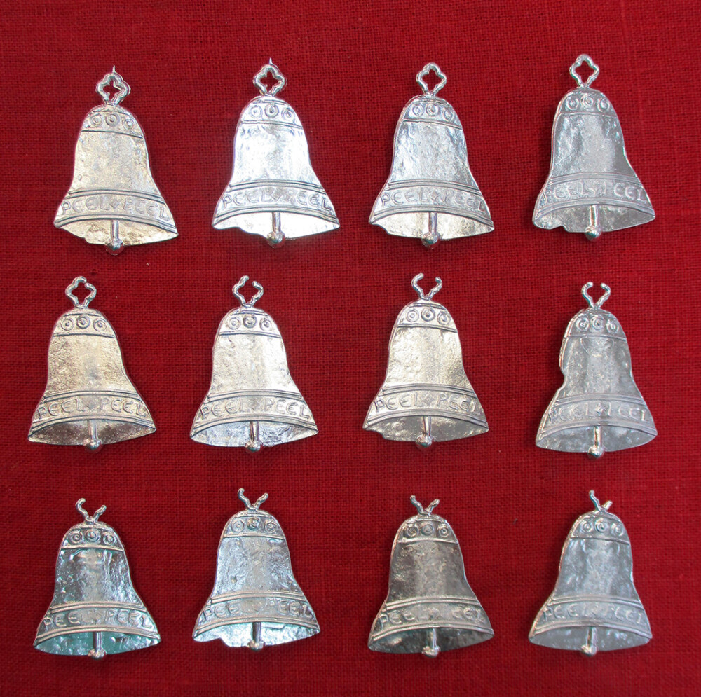 Array of bells with casting failures
