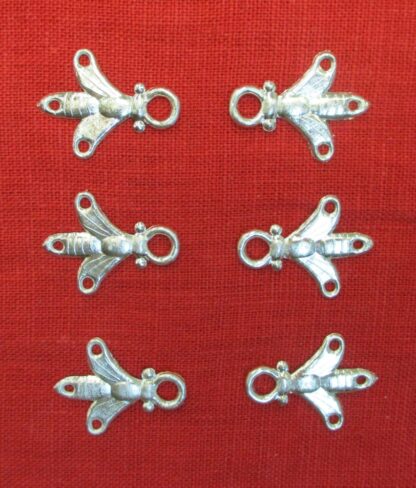 3 pairs of bee lacing eyelets
