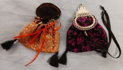 Purses made on the small frame, open and closed